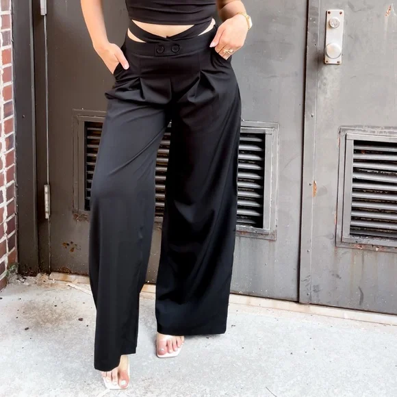 Black wide leg wrap waist pants - Picture 3 of 3